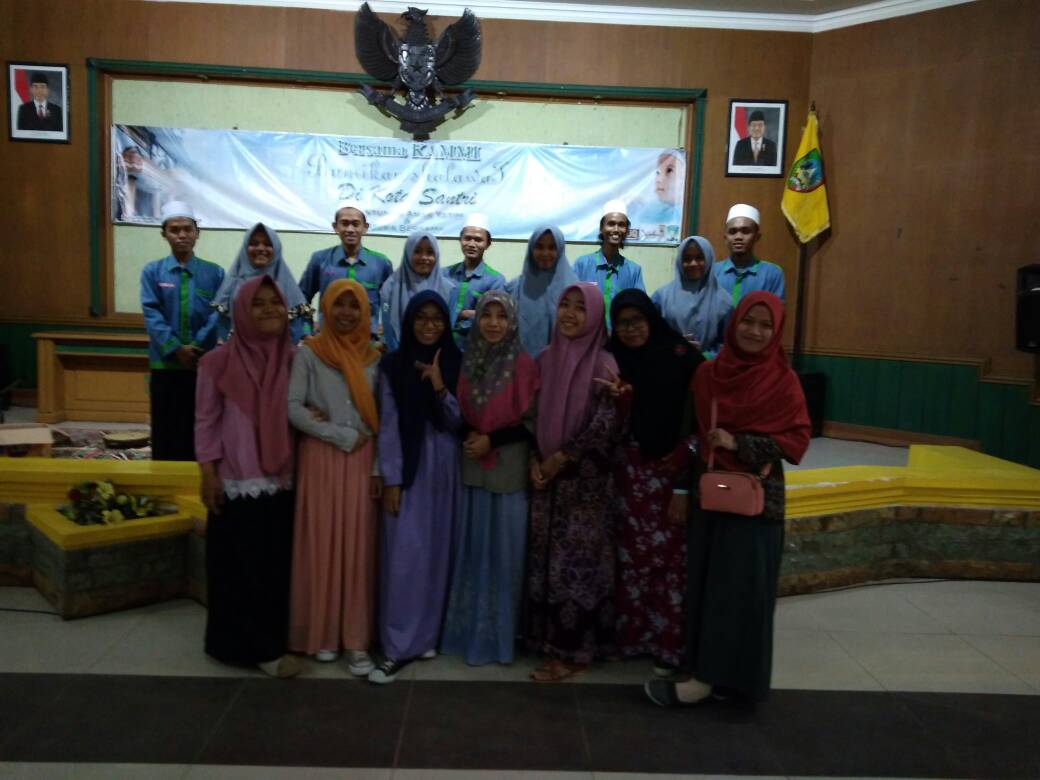 KAMMI BERSHOLAWAT KAMMI BERSHOLAWAT