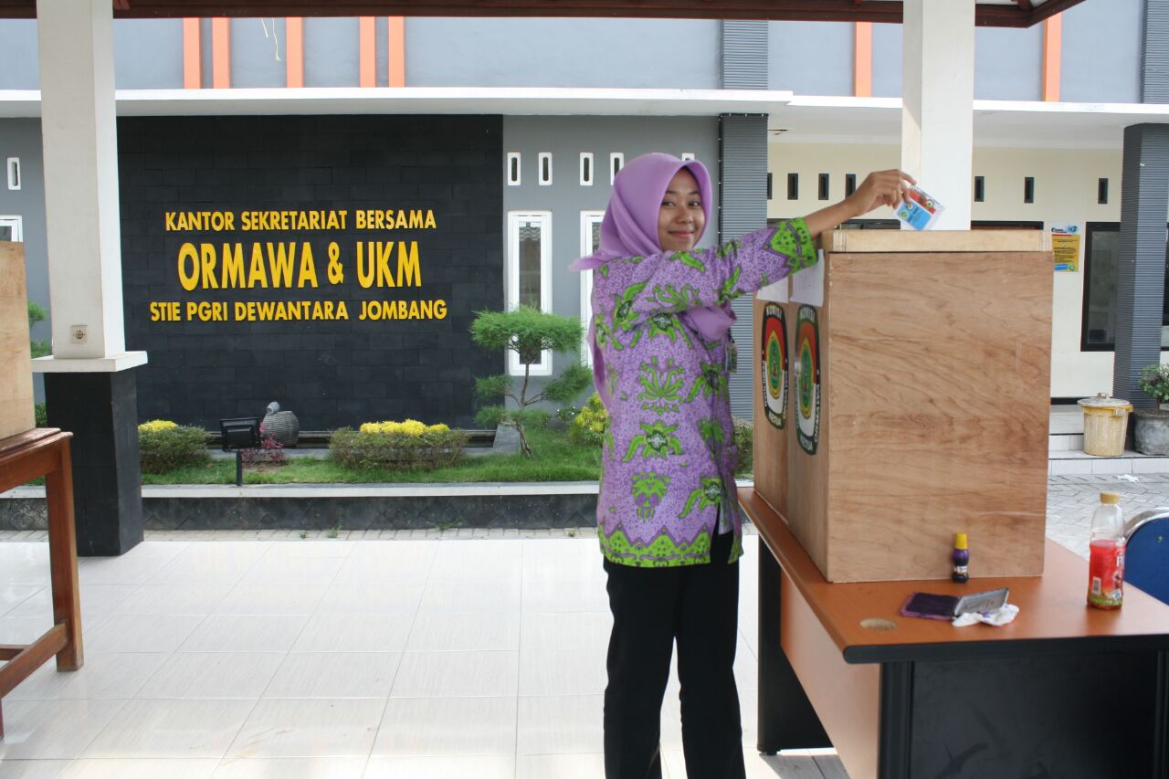 DEBAT VISI MISI, PEMILIHAN KETUA DPM DAN KETUA ORMAWA STIE PGRI DEWANTARA JOMBANG DEBAT VISI MISI, PEMILIHAN KETUA DPM DAN KETUA ORMAWA STIE PGRI DEWANTARA JOMBANG