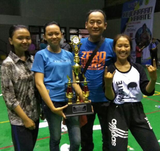 STIE PGRI DEWANTARA JOMBANG SABET 3 PIALA PENGDA FUNAKOSHI JATIM III TAHUN 2017 STIE PGRI DEWANTARA JOMBANG SABET 3 PIALA PENGDA FUNAKOSHI JATIM III TAHUN 2017