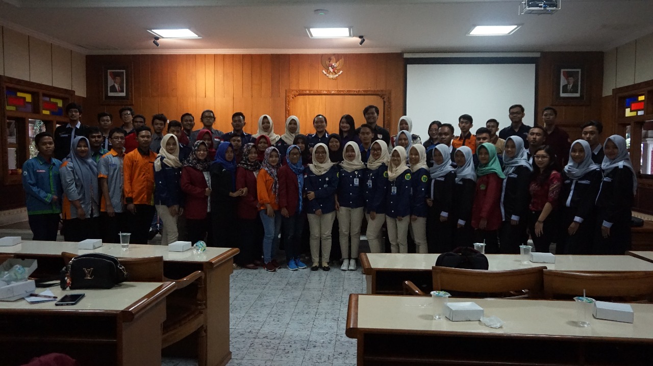 STUDY BANDING ORMAWA DAN UKM STIE PGRI DEWANTARA JOMBANG KE STIE MALANGKUCECWARA (ABM) STUDY BANDING ORMAWA DAN UKM STIE PGRI DEWANTARA JOMBANG KE STIE MALANGKUCECWARA (ABM)