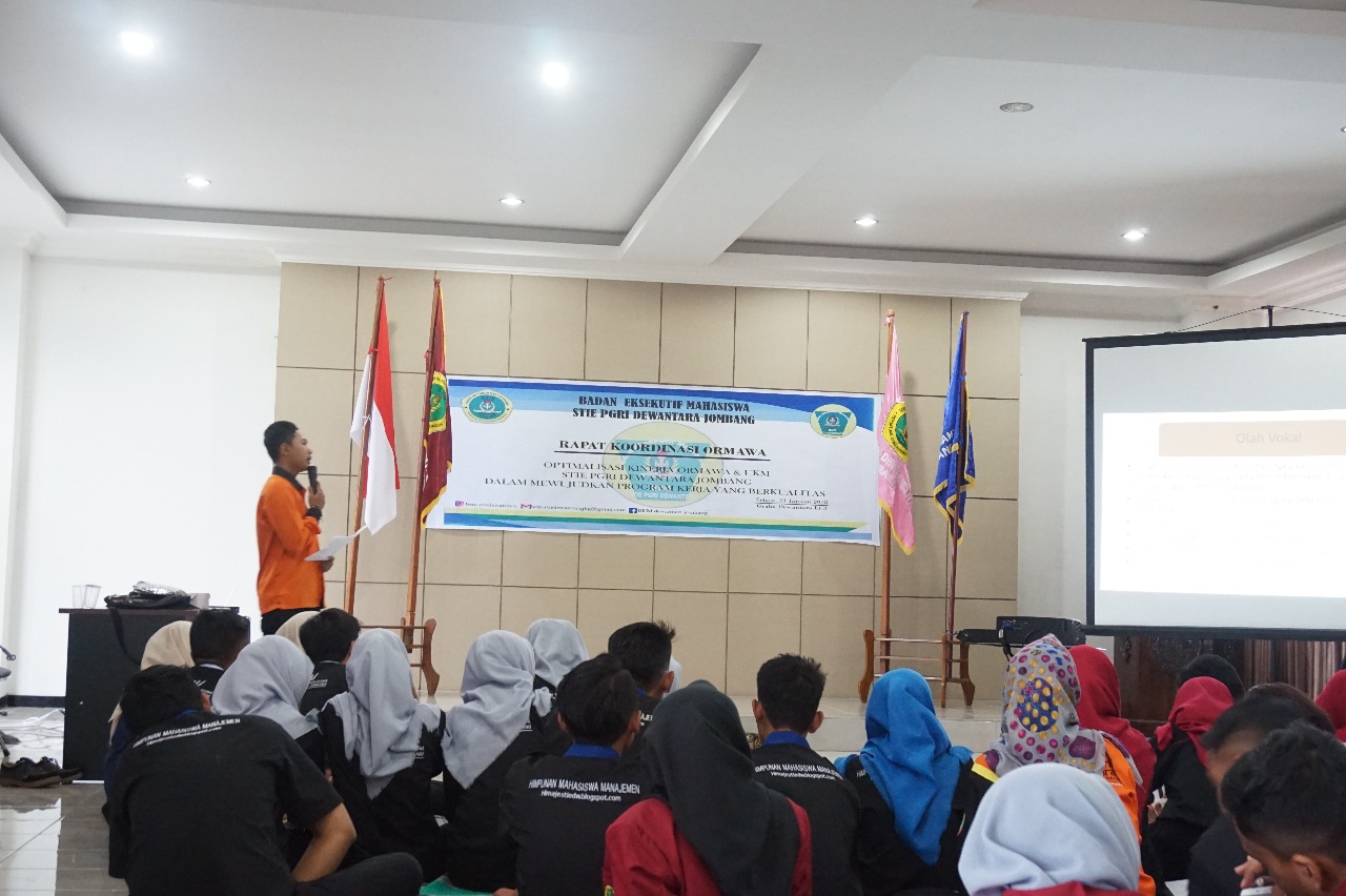 BEM STIE PGRI DEWANTARA JOMBANG GELAR RAKOR I BEM STIE PGRI DEWANTARA JOMBANG GELAR RAKOR I