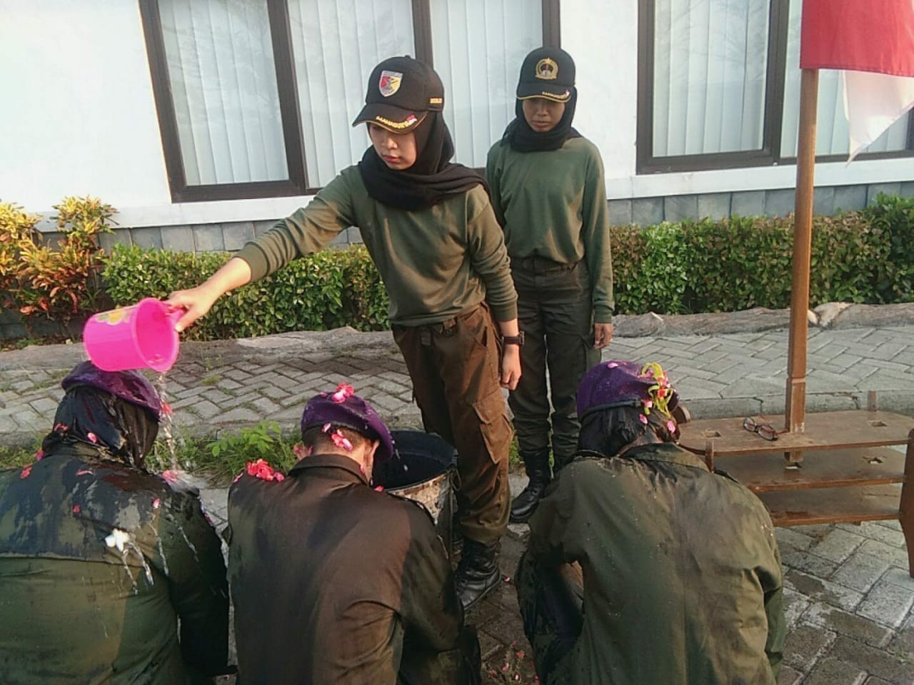 PENEMPUHAN SERAGAM MENWA STIE PGRI DEWANTARA JOMBANG PENEMPUHAN SERAGAM MENWA STIE PGRI DEWANTARA JOMBANG