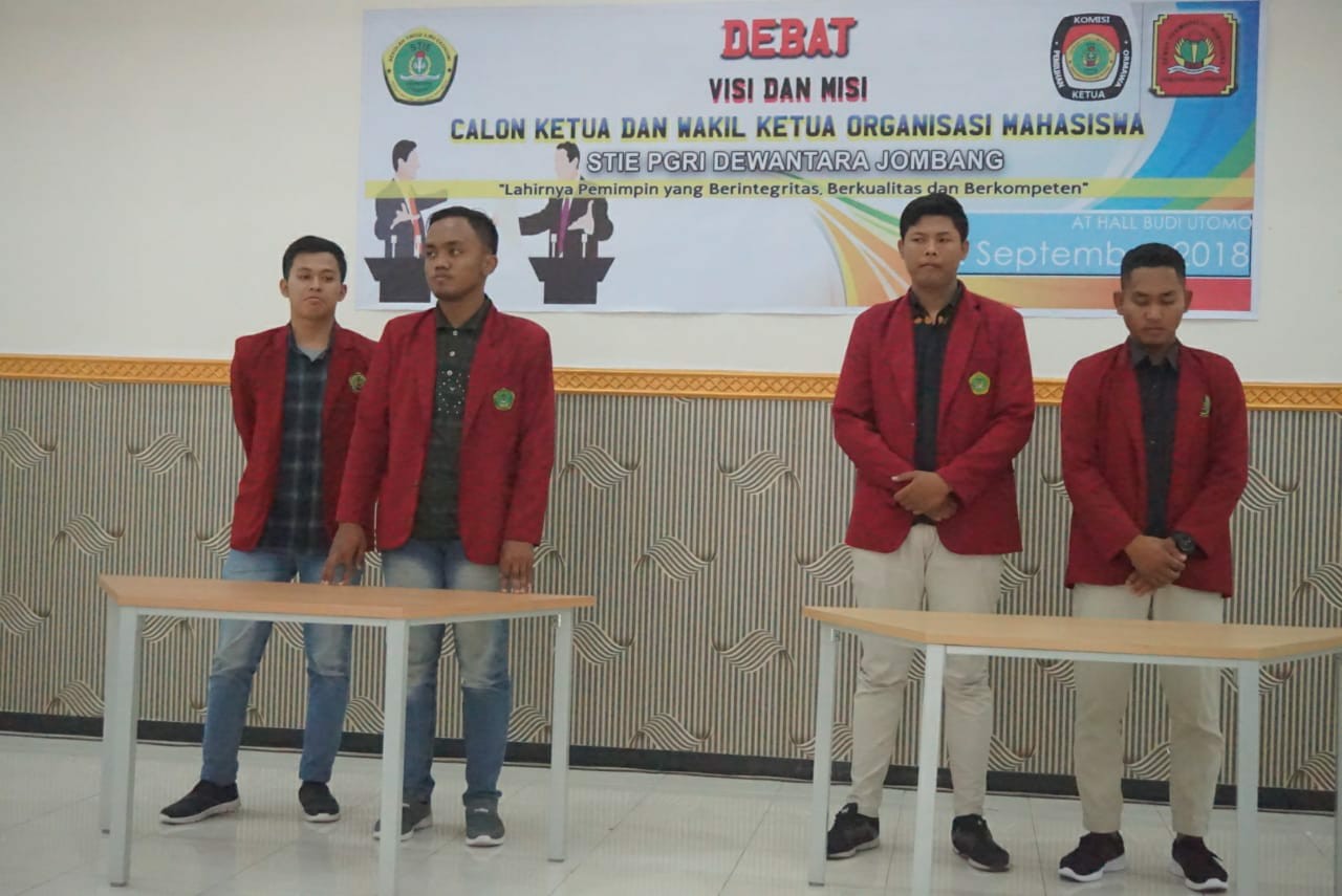 SOSISALISASI DAN DEBAT VISI MISI CALON KETUA DAN WAKIL KETUA ORGANISASI MAHASISWA STIE PGRI DEWANTARA JOMBANG SOSISALISASI DAN DEBAT VISI MISI CALON KETUA DAN WAKIL KETUA ORGANISASI MAHASISWA STIE PGRI DEWANTARA JOMBANG