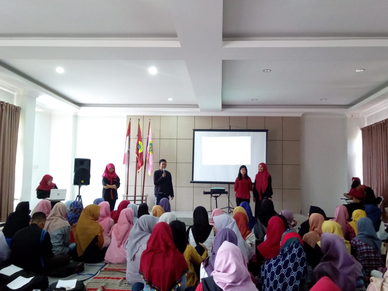 RECRUITMENT PENGURUS HIMAKU PERIODE 2018/2019 RECRUITMENT PENGURUS HIMAKU PERIODE 2018/2019