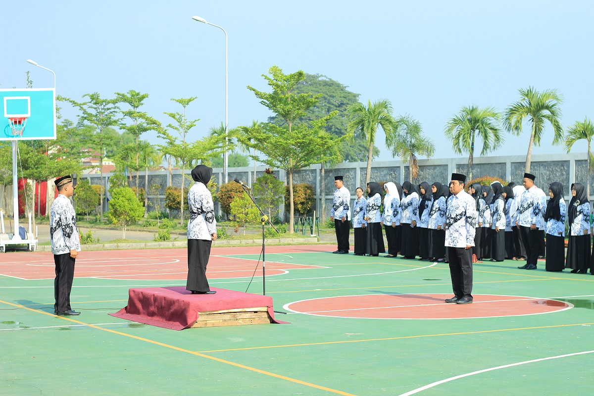 PERINGATI HARI ULANG TAHUN PGRI KE-73 DAN HARI GURU NASIONAL KE-24, PPLP PT. PGRI JOMBANG MENGADAKAN LOMBA PADUAN SUARA PERINGATI HARI ULANG TAHUN PGRI KE-73 DAN HARI GURU NASIONAL KE-24, PPLP PT. PGRI JOMBANG MENGADAKAN LOMBA PADUAN SUARA