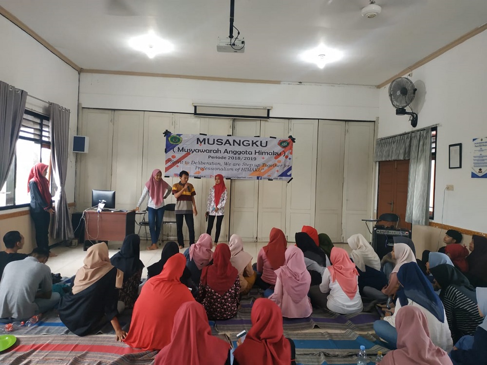HIMPUNAN MAHASISWA AKUNTANSI (HIMAKU) STIE PGRI DEWANTARA JOMBANG GELAR MUSANGKU KE-3 PERIODE 2018/2019 HIMPUNAN MAHASISWA AKUNTANSI (HIMAKU) STIE PGRI DEWANTARA JOMBANG GELAR MUSANGKU KE-3 PERIODE 2018/2019