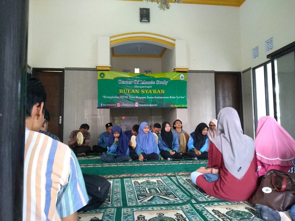 UKM CENTER OF ISLAMIC STUDY (COIS) STIE PGRI DEWANTARA JOMBANG GELAR PERINGATAN BULAN SYA’BAN UKM CENTER OF ISLAMIC STUDY (COIS) STIE PGRI DEWANTARA JOMBANG GELAR PERINGATAN BULAN SYA’BAN