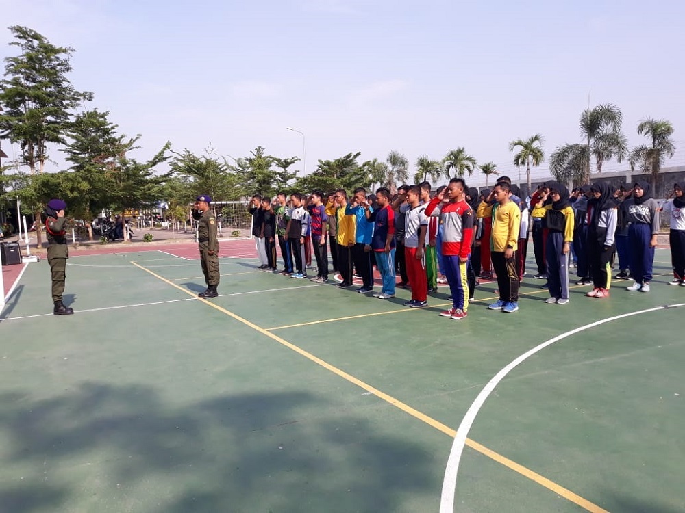 UKM MENWA STIE PGRI DEWANTARA SUKSES MENYELENGGARAKAN PEMBENTUKAN KARAKTER RESIMEN MAHASISWA BAGI ANGGOTA BARU PERIODE 2019/2020 UKM MENWA STIE PGRI DEWANTARA SUKSES MENYELENGGARAKAN PEMBENTUKAN KARAKTER RESIMEN MAHASISWA BAGI ANGGOTA BARU PERIODE 2019/2020