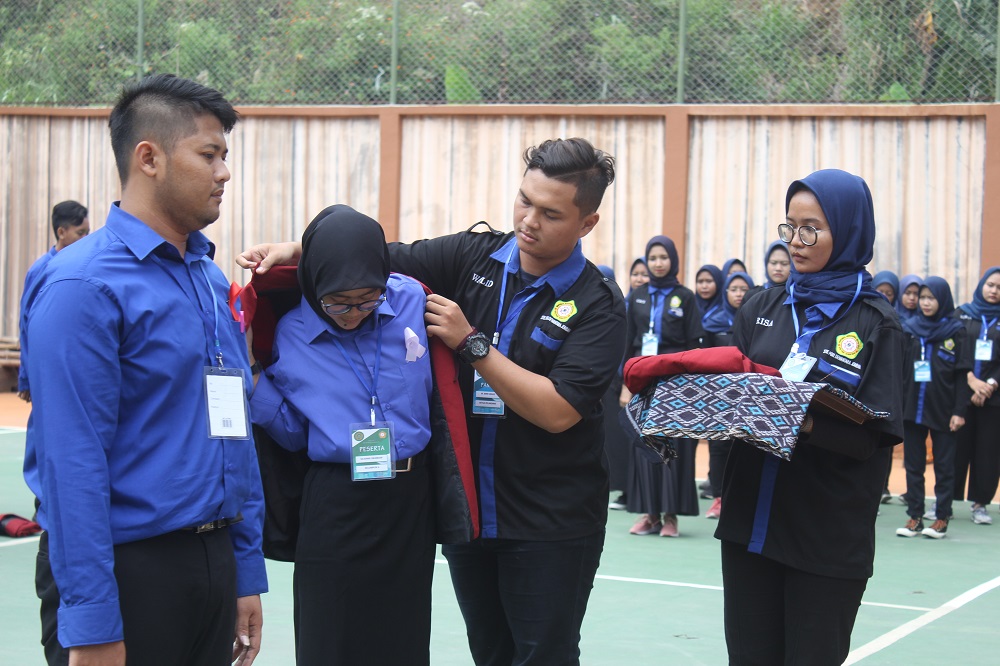 HIMAJE STIE PGRI DEWANTARA JOMBANG SUKSES ADAKAN TRAINING OF HIMAJE (TRAOJE) 2019 HIMAJE STIE PGRI DEWANTARA JOMBANG SUKSES ADAKAN TRAINING OF HIMAJE (TRAOJE) 2019