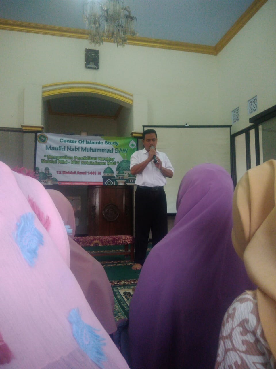 UKM CENTER OF ISLAMIC STUDY (COIS) GELAR PERINGATAN MAULID NABI MUHAMMAD SAW UKM CENTER OF ISLAMIC STUDY (COIS) GELAR PERINGATAN MAULID NABI MUHAMMAD SAW