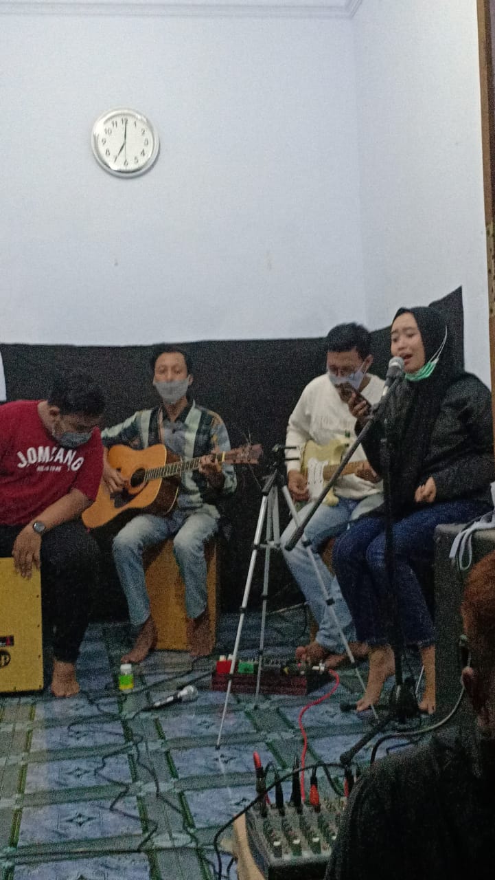 DI TENGAH PANDEMIC COVID-19, UKM DEWANTARA MUSIK GELAR KONSER AMAL #dirumahsaja DI TENGAH PANDEMIC COVID-19, UKM DEWANTARA MUSIK GELAR KONSER AMAL #dirumahsaja