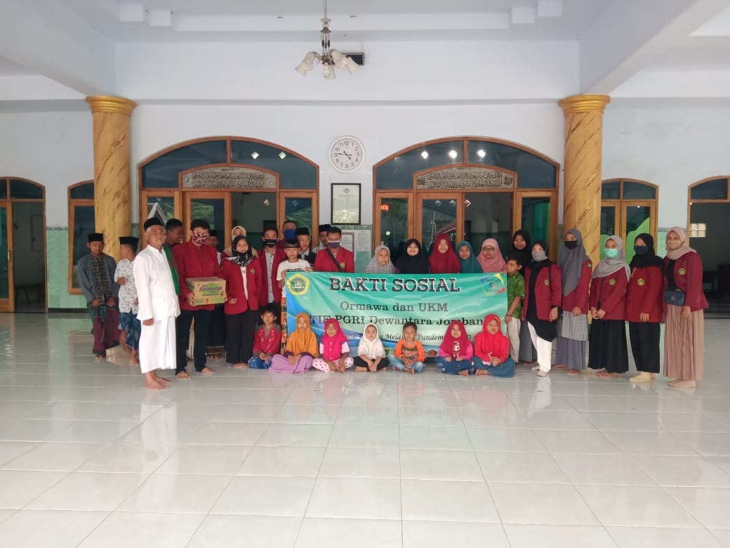 PEDULI SESAMA BERSATU MELAWAN PANDEMI COVID – 19, ORMAWA DAN UKM STIE PGRI DEWANTARA JOMBANG GELAR BAKTI SOSIAL PEDULI SESAMA BERSATU MELAWAN PANDEMI COVID – 19, ORMAWA DAN UKM STIE PGRI DEWANTARA JOMBANG GELAR BAKTI SOSIAL