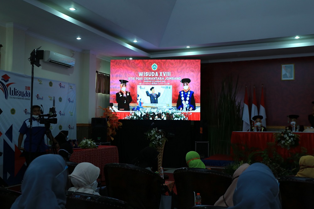 SEBAGAI BENTUK MEMUTUS MATA RANTAI PERSEBARAN COVID-29, STIE PGRI DEWANTARA JOMBANG GELAR VIRTUL WISUDA KE XVII TAHUN 2020 SEBAGAI BENTUK MEMUTUS MATA RANTAI PERSEBARAN COVID-29, STIE PGRI DEWANTARA JOMBANG GELAR VIRTUL WISUDA KE XVII TAHUN 2020